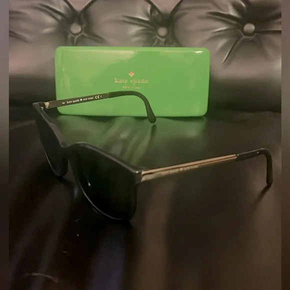 KATE SPADE Sunglasses - Picture 1 of 9